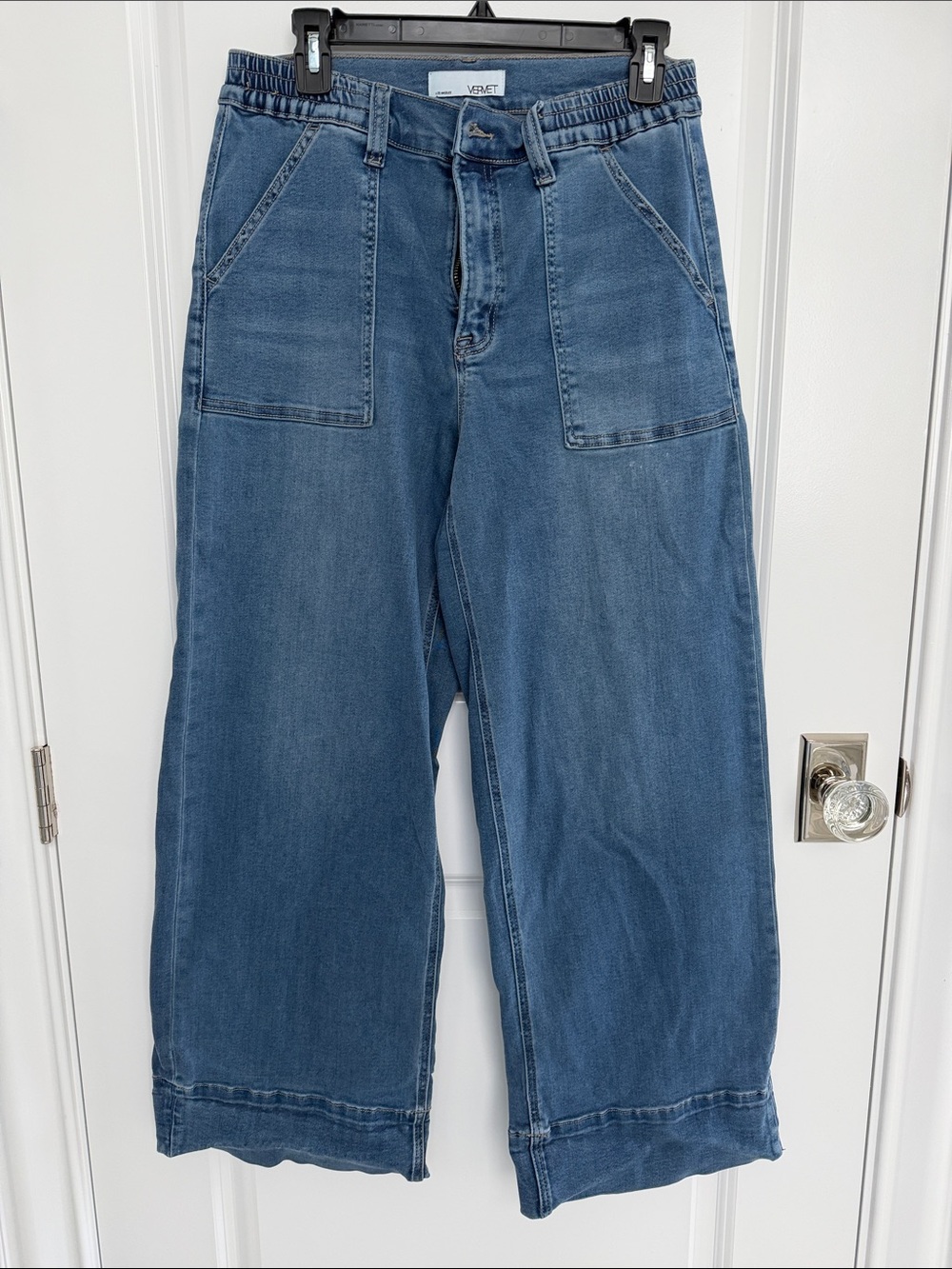 Relaxed Wide-Leg Women’s Jeans in Medium Indigo by VERVET